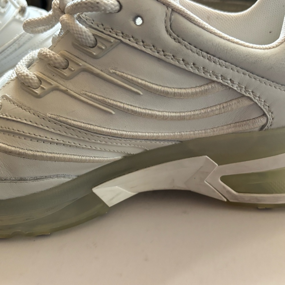 Givenchy Chito Sneakers - Picture 11 of 15